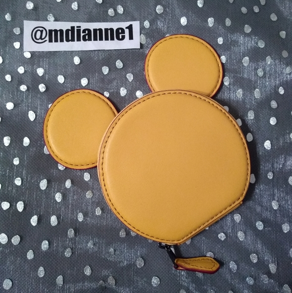 🆕 Coach Disney Mickey Mouse Coin Case - Picture 2 of 8